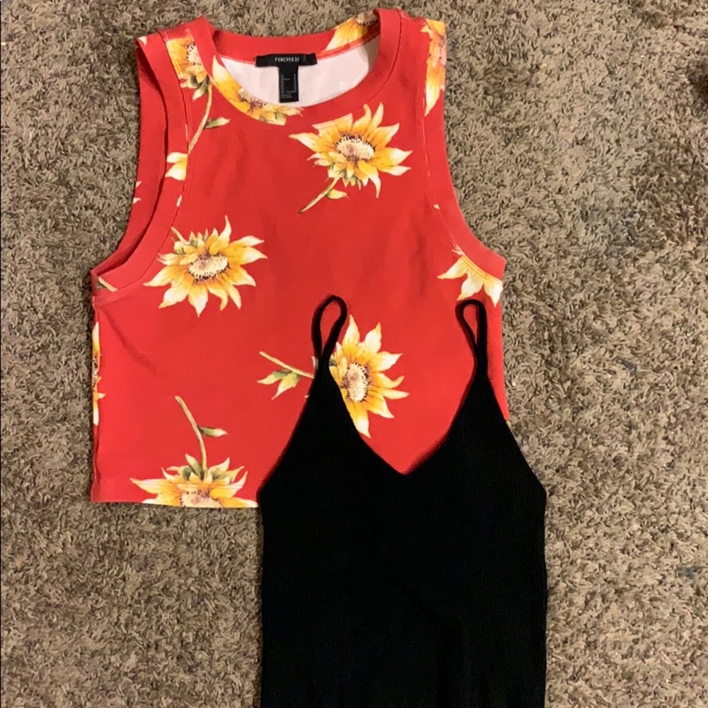 Crop tops Forever 21! Both Medium!